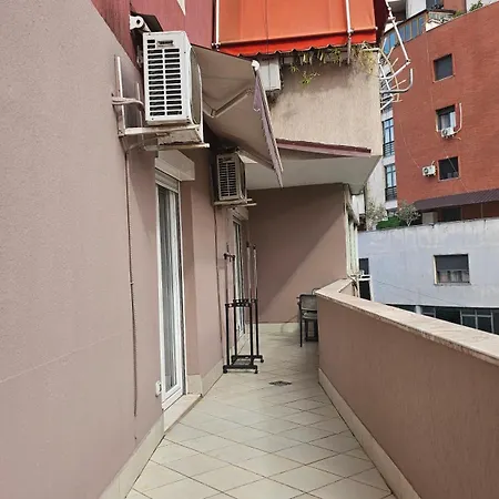 아파트 Tam Skanderbeg Square One Bedroom W Veranda *