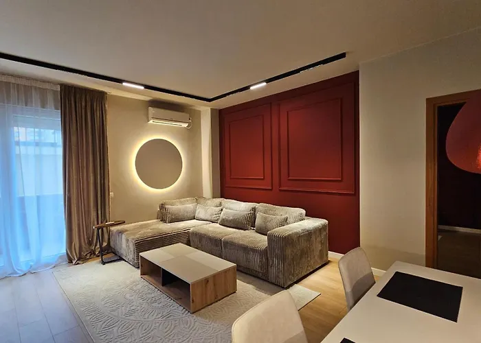 Tam Skanderbeg Square One Bedroom W Veranda Apartmán