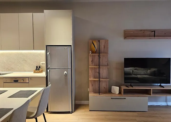 公寓 Tam Skanderbeg Square One Bedroom W Veranda