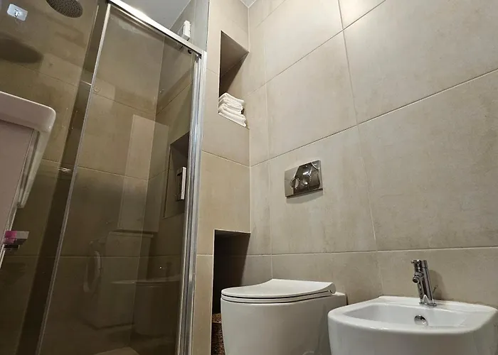 Tam Skanderbeg Square One Bedroom W Veranda *
