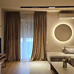 Lejlighed Tam Skanderbeg Square One Bedroom W Veranda *