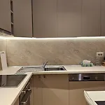 Tam Skanderbeg Square One Bedroom W Veranda Lejlighed Tirana