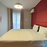 Lejlighed Tam Skanderbeg Square One Bedroom W Veranda