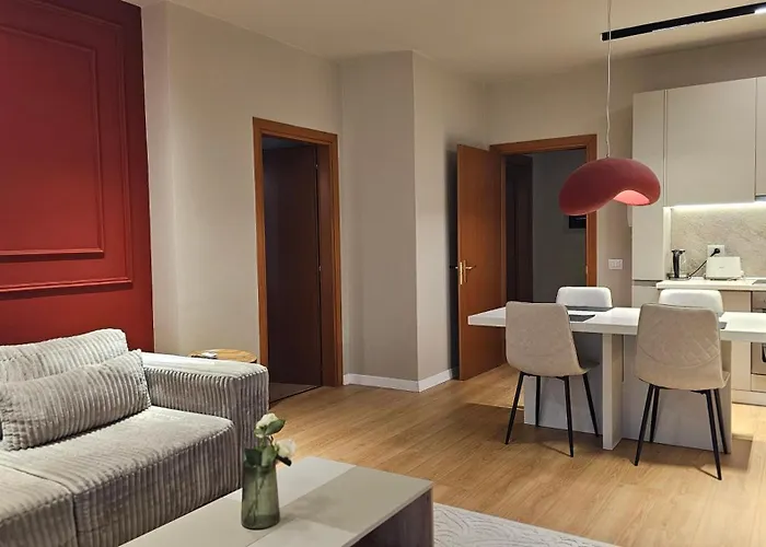 Tam Skanderbeg Square One Bedroom W Veranda 公寓