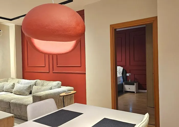 Tam Skanderbeg Square One Bedroom W Veranda 公寓