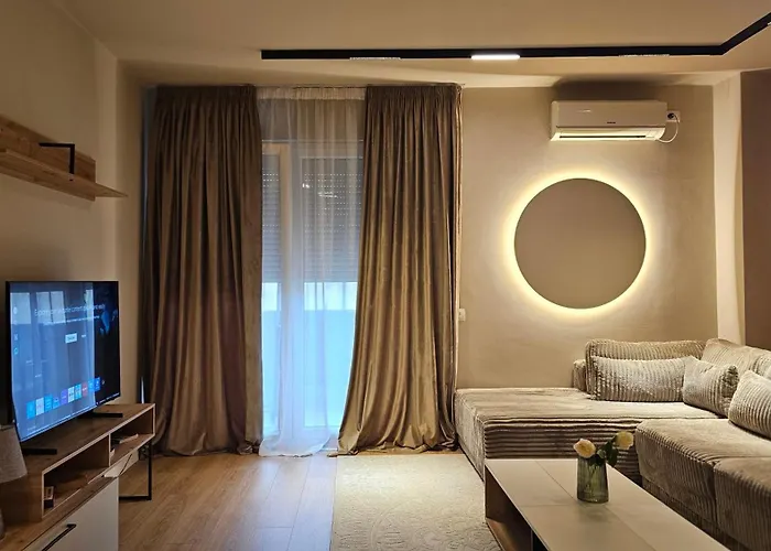公寓 Tam Skanderbeg Square One Bedroom W Veranda *